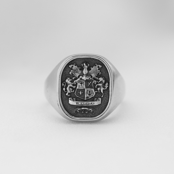The Regent – Square Oval Signature RingIn 9ct White Gold